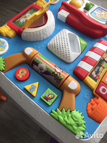 Развивающий стол Fisher Price Развивающий стол Fisher Price