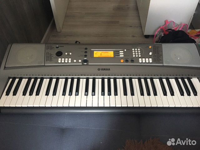 Синтезатор Yamaha psr r300 Синтезатор Yamaha psr r300