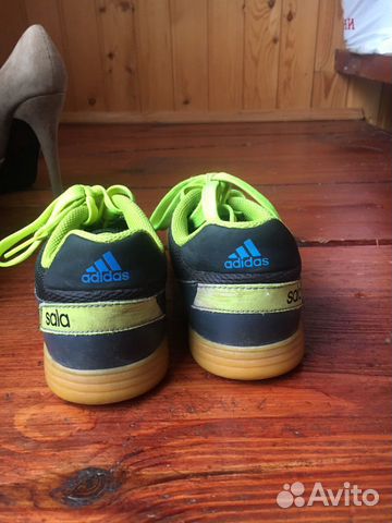Кроссовки для футзала addidas
