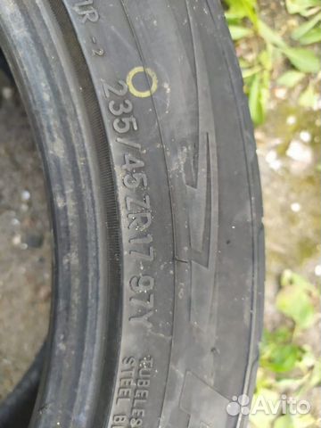 235/45ZR17 Toyo Proxes T1R