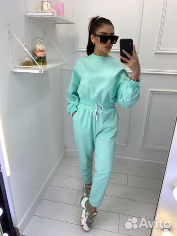 Спортивный костюм Спортивный костюм
