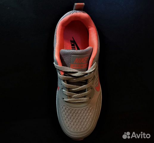 Кроссовки Nike