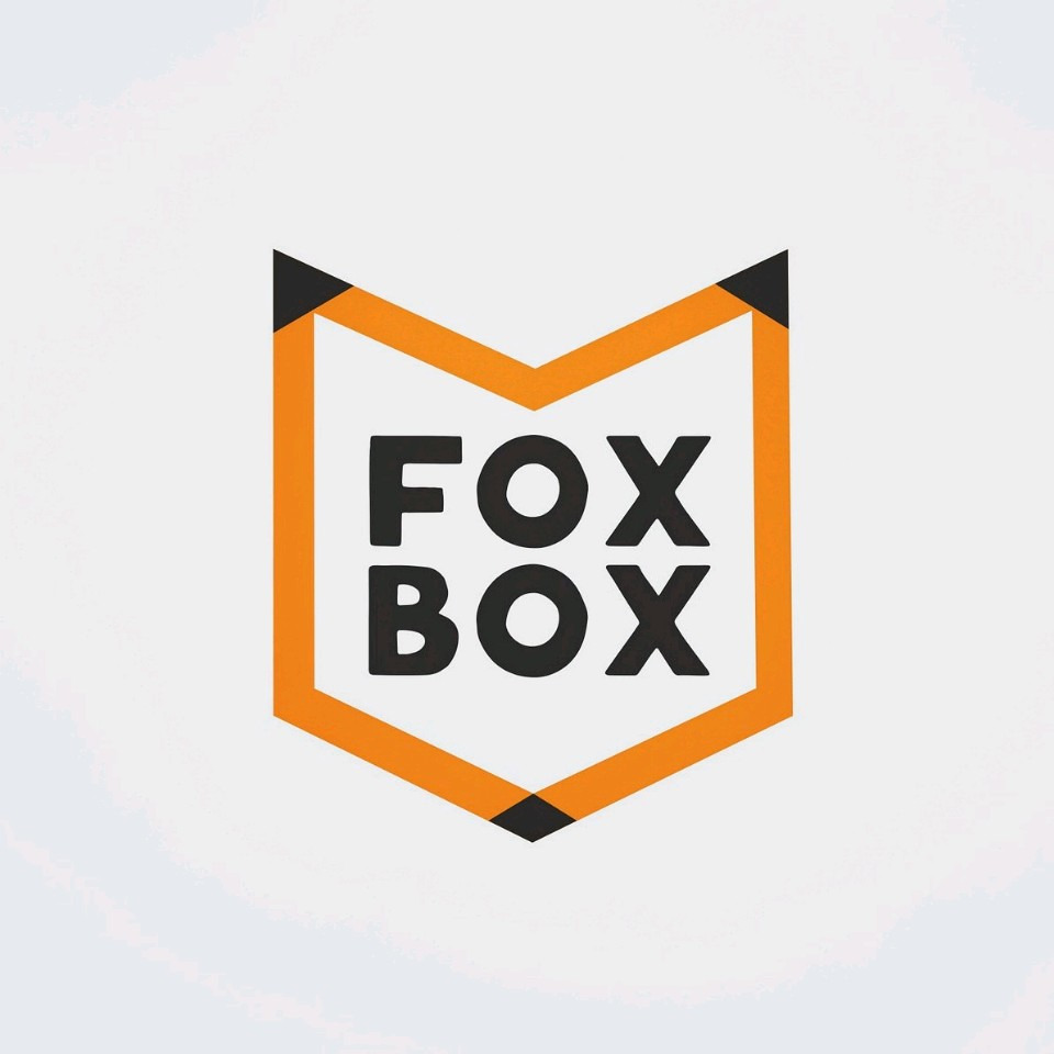 Логотип FOXBOX. FOXBOX наклейка. Студия FOXBOX внутри.
