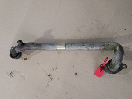 Трубка системы охлаждения Audi Ауди A8 D3 BVJ 4.2