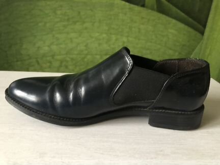 Женские ботинки