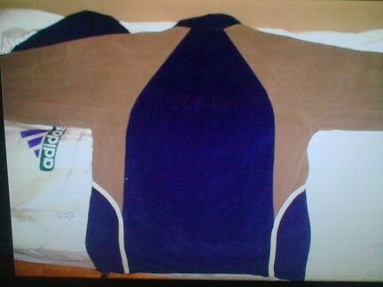 Продаётся спортивный костюм-adidas 56 размер