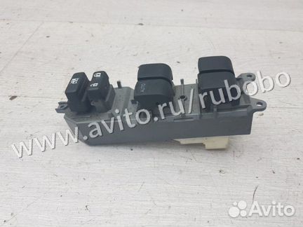 Блок управления стеклоподъемниками Toyota Corolla