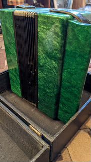 Гармонь тульская