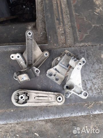 Опора двигателя Renault Sandero,Renault Logan