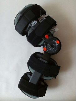 Аппарат(фиксатор) на коленный сустав