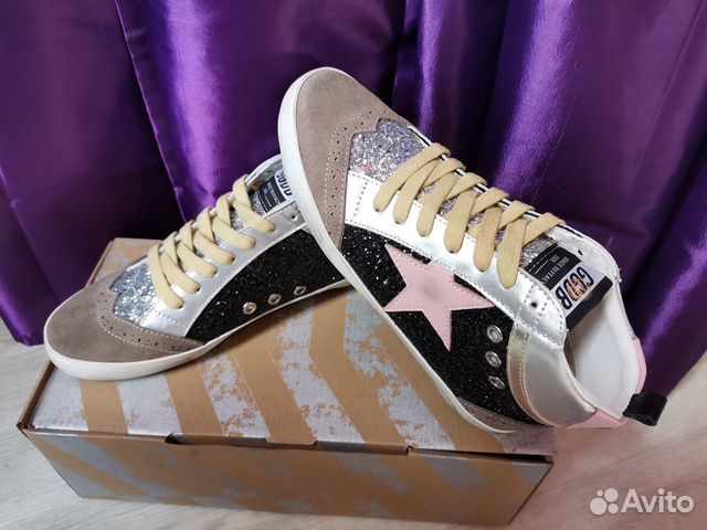 Кроссовки женские Golden Goose