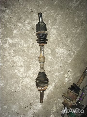 Полуось левая Mitsubishi Carisma Мицубиси Каризма