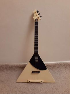 Электробалалайка прима