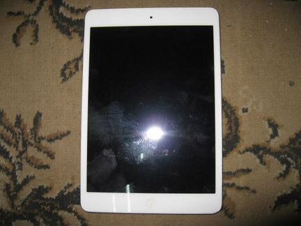 Apple iPad A1432 mini Retina+Cellular 3G 8