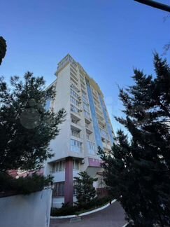 2-к. квартира, 62 м², 1/14 эт.