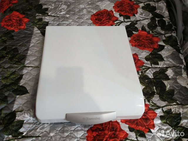 Крышка люк дверца Электролюкс