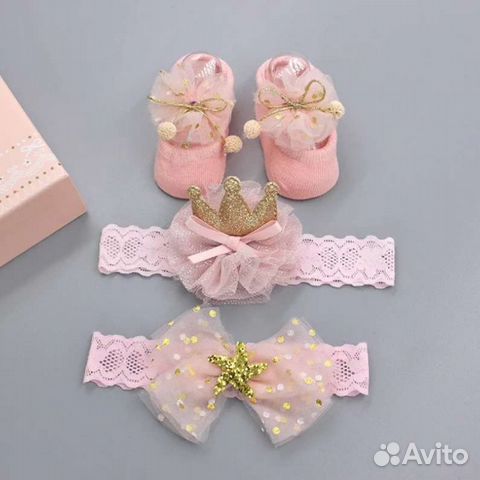 Носочки и повязки для малышей. Подарок на выписку