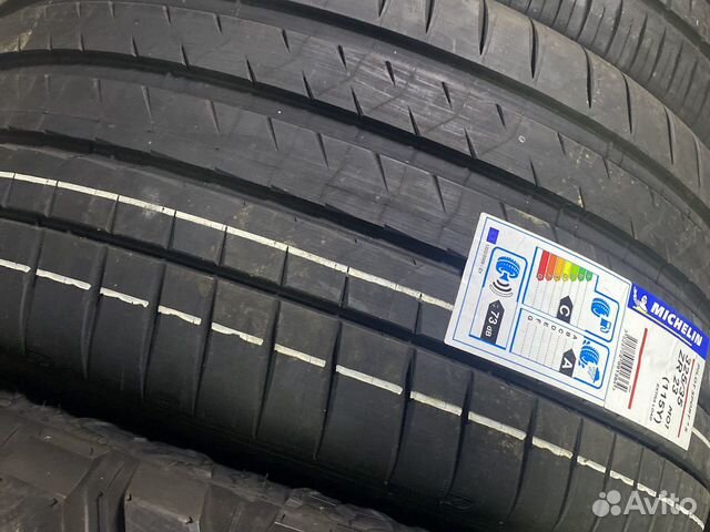Michelin Pilot Sport 4 SUV 335/30 R23