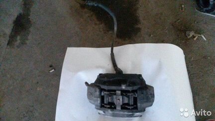 Суппорт передний Мерседес W230