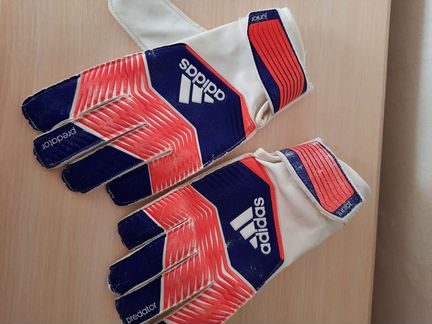 Вратарские перчатки adidas