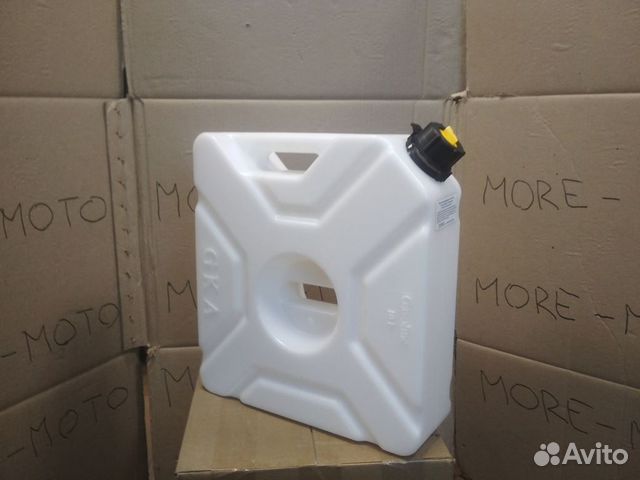 Канистра пластиковая 10 литров GKA белая