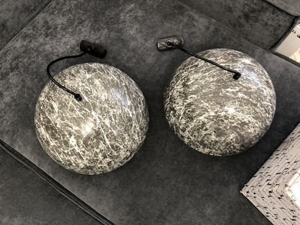 Люстры, лампы, трековые светильники