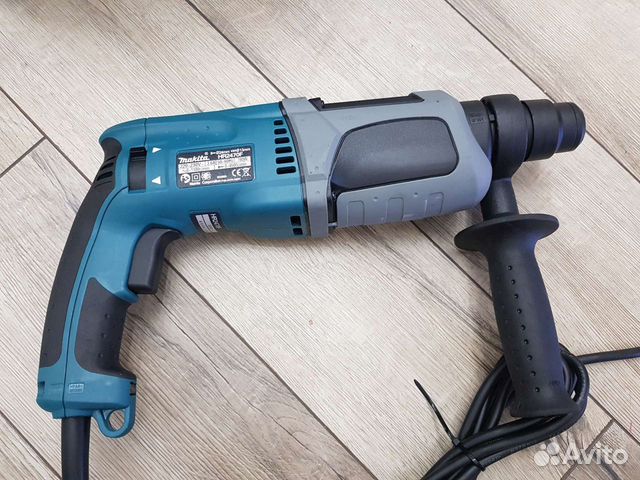 Перфоратор Makita HR2470