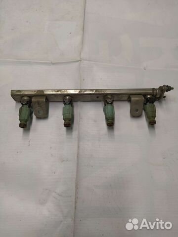 Топливная рейка в сборе с Hyundai Solaris 1.4