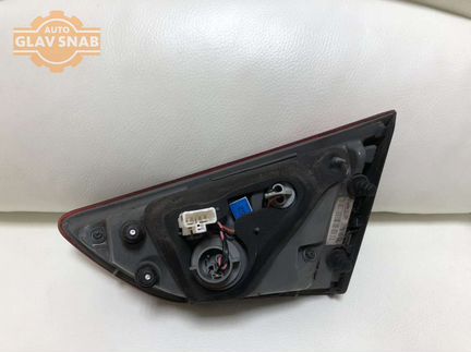 Фонарь в крышку багажника левый Хендай i30