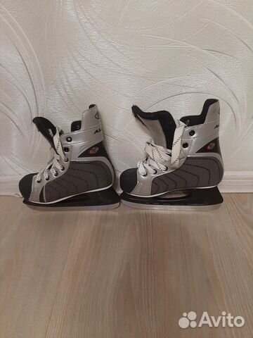 Коньки хоккейные размер 36