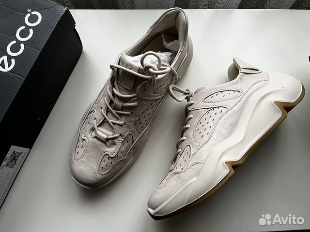 Новые кроссовки Ecco