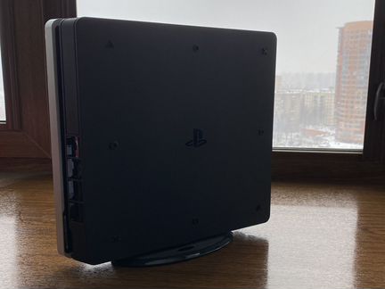 Sony PS4 slim limited edition