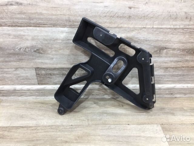 Кронштейн заднего бампера левый Megane 2 2003-2009