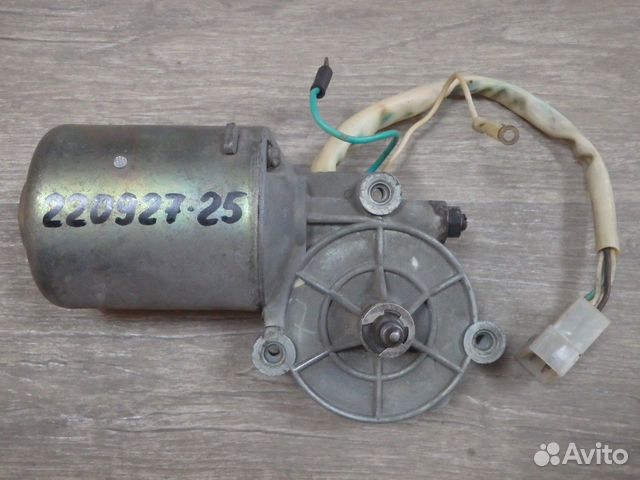 Моторчик (электродвигатель) стеклоочистителя перед