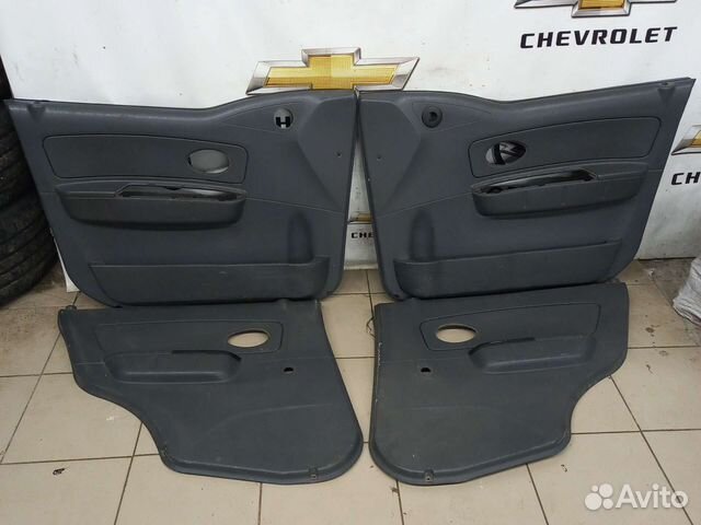 Комплект дверных карт Шевроле Спарк М-200