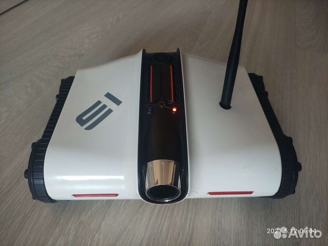 Танк шпион Brookstone