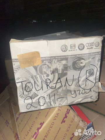 Фонарь задний правый Volkswagen Touran 2011-2015