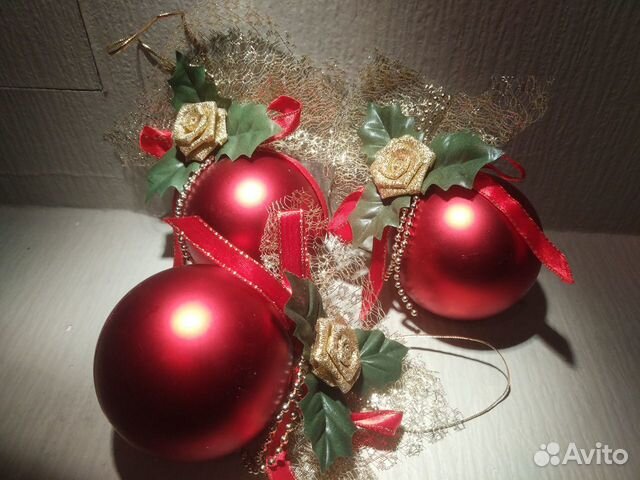 Шикарные елочные шары - 3 штуки