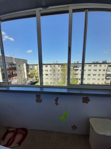 2-к. квартира, 50 м², 5/5 эт.