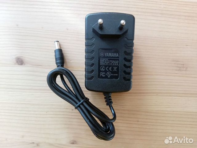 Блок питания синтезатора Yamaha PSR-R300 (PA-3C)