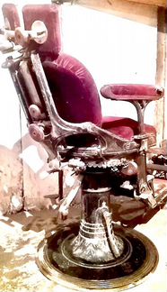 Стоматологическое кресло