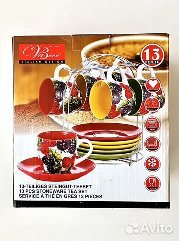 Набор чайных кружек и тарелок