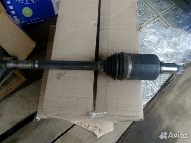 Привод Mercedes-benz B180, левый передний