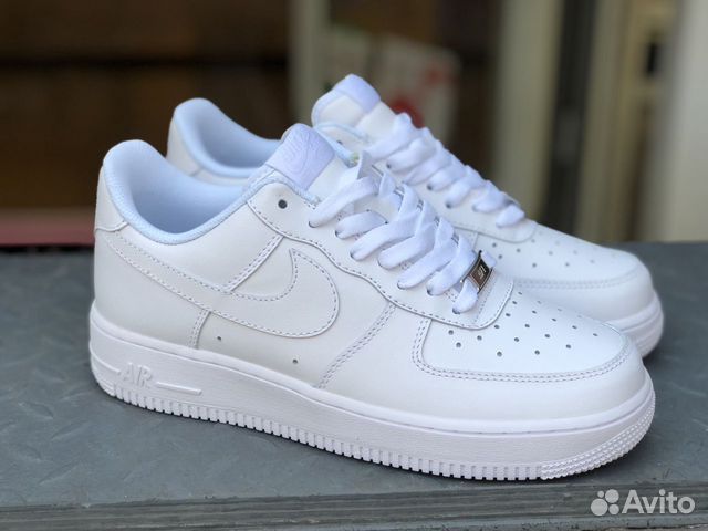 white low air force