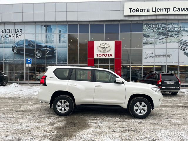 Toyota Land Cruiser Prado 2.7 AT, 2022