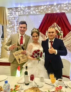 Поющий Ведущий и DJ на свадьбу и юбилей. На русско