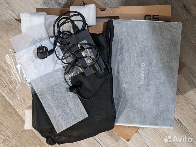 Gigabyte g5kc 10500h/16/rtx3060/512ssd/144гц