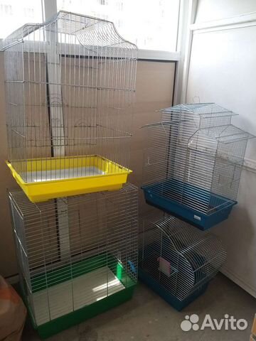 Клетки. Корм для птиц. Аксессуары