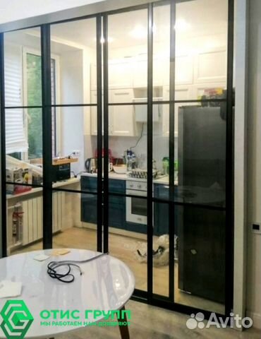 Стеклянные двери / Стеклянные перегородки