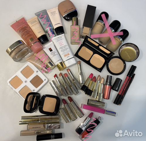 Косметика: Marc Jacobs Dior D&G Collistar Shis